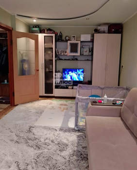 2-к квартира, вторичка, 42м2, 1/5 этаж