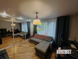 2-к квартира, вторичка, 56м2, 1/3 этаж