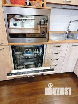 3-к квартира, вторичка, 100м2, 1/9 этаж
