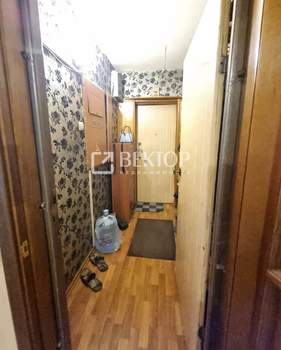 5-к квартира, вторичка, 104м2, 1/9 этаж