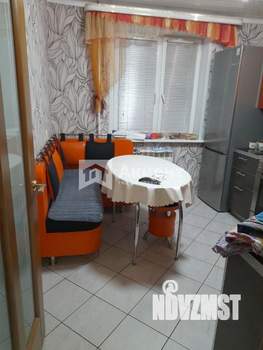 2-к квартира, вторичка, 53м2, 1/9 этаж