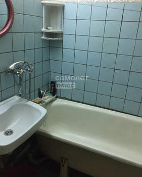 3-к квартира, вторичка, 61м2, 9/10 этаж