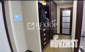 2-к квартира, вторичка, 64м2, 1/10 этаж