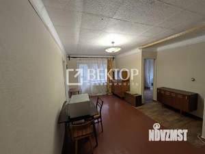 2-к квартира, вторичка, 42м2, 4/5 этаж
