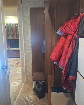 3-к квартира, вторичка, 58м2, 1/5 этаж