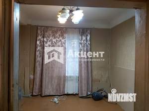 2-к квартира, вторичка, 42м2, 1/2 этаж