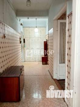 3-к квартира, вторичка, 80м2, 2/4 этаж