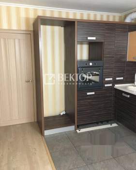 3-к квартира, вторичка, 94м2, 1/5 этаж