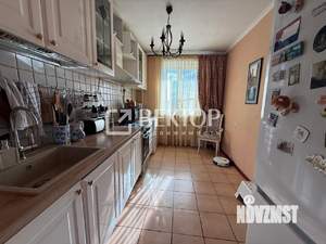 3-к квартира, вторичка, 63м2, 6/9 этаж