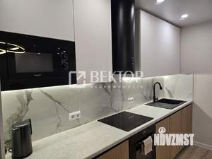 2-к квартира, вторичка, 80м2, 8/14 этаж