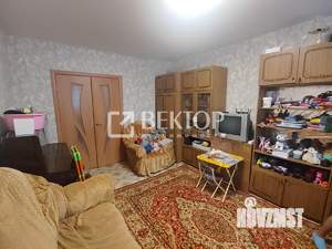 4-к квартира, вторичка, 94м2, 1/9 этаж
