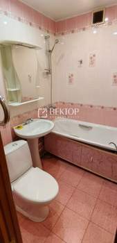 2-к квартира, вторичка, 44м2, 1/5 этаж