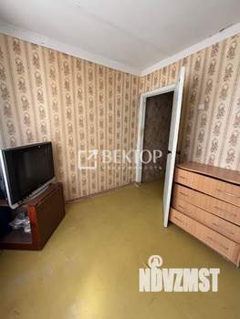 4-к квартира, вторичка, 74м2, 1/9 этаж