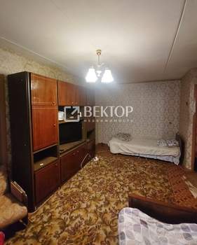 2-к квартира, вторичка, 45м2, 1/5 этаж