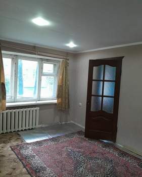 3-к квартира, вторичка, 42м2, 1/4 этаж