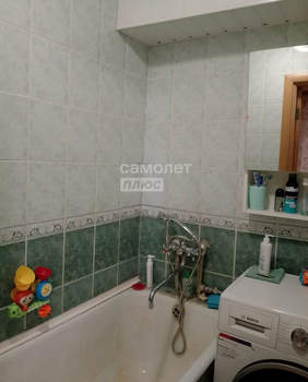 2-к квартира, вторичка, 42м2, 1/5 этаж