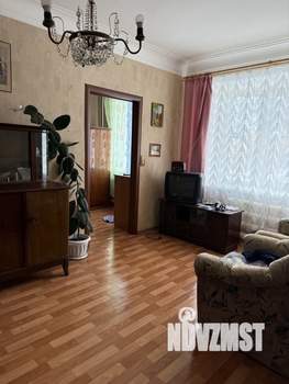 2-к квартира, вторичка, 39м2, 1/4 этаж