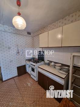 2-к квартира, вторичка, 51м2, 1/9 этаж