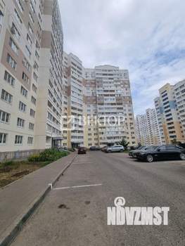 2-к квартира, вторичка, 60м2, 10/17 этаж