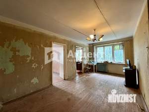 4-к квартира, вторичка, 61м2, 2/5 этаж