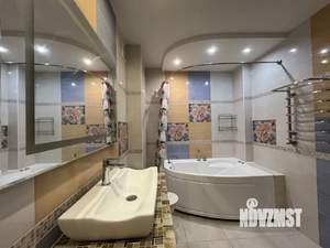 4-к квартира, вторичка, 124м2, 5/19 этаж