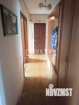 3-к квартира, вторичка, 64м2, 6/9 этаж