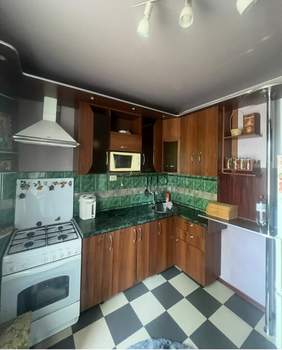 3-к квартира, вторичка, 65м2, 1/10 этаж