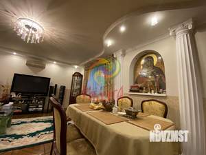 5-к квартира, вторичка, 175м2, 1/4 этаж