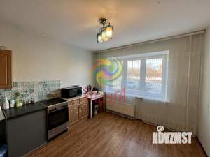 3-к квартира, вторичка, 84м2, 1/17 этаж