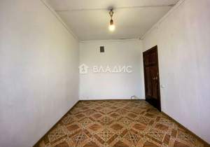 3-к квартира, вторичка, 57м2, 3/5 этаж