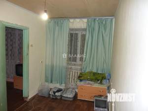 2-к квартира, вторичка, 42м2, 1/4 этаж