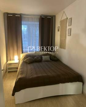 2-к квартира, вторичка, 55м2, 1/5 этаж