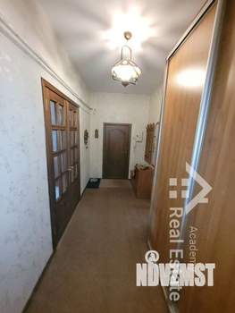 3-к квартира, вторичка, 84м2, 1/2 этаж