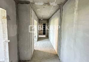 3-к квартира, вторичка, 80м2, 3/17 этаж