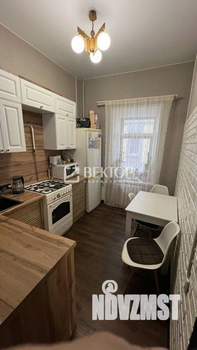 2-к квартира, вторичка, 42м2, 1/2 этаж