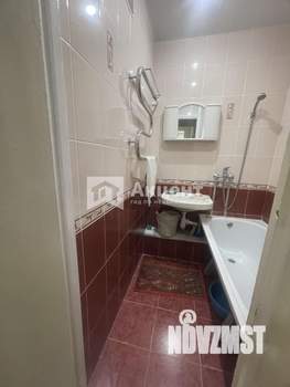 4-к квартира, вторичка, 58м2, 5/5 этаж