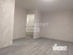 2-к квартира, вторичка, 43м2, 1/5 этаж