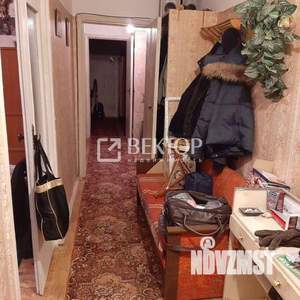 3-к квартира, вторичка, 64м2, 1/9 этаж