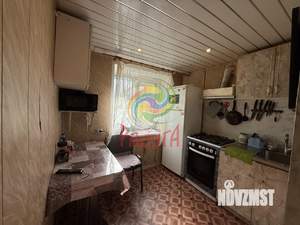 2-к квартира, вторичка, 42м2, 1/4 этаж