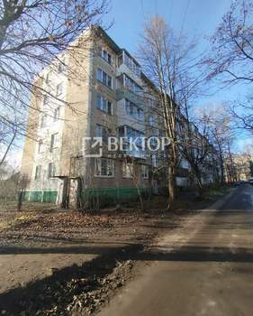 2-к квартира, вторичка, 38м2, 3/5 этаж