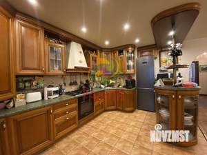 5-к квартира, вторичка, 175м2, 1/4 этаж