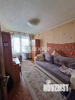4-к квартира, вторичка, 104м2, 1/9 этаж