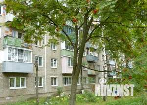 2-к квартира, вторичка, 42м2, 3/5 этаж