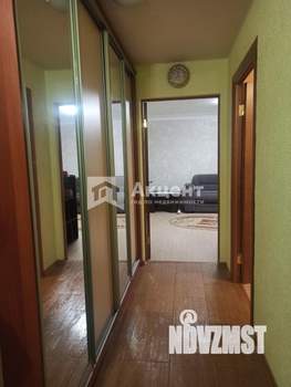 2-к квартира, вторичка, 53м2, 1/9 этаж