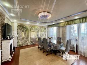 4-к квартира, вторичка, 121м2, 9/9 этаж