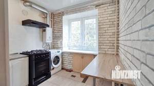 2-к квартира, вторичка, 39м2, 1/5 этаж