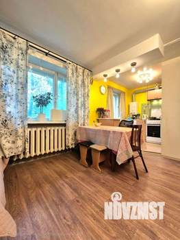 2-к квартира, вторичка, 43м2, 1/5 этаж