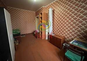 2-к квартира, вторичка, 50м2, 1/4 этаж