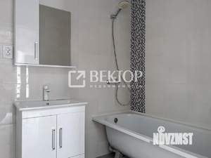 2-к квартира, вторичка, 65м2, 1/4 этаж