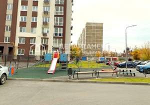 2-к квартира, вторичка, 55м2, 9/9 этаж